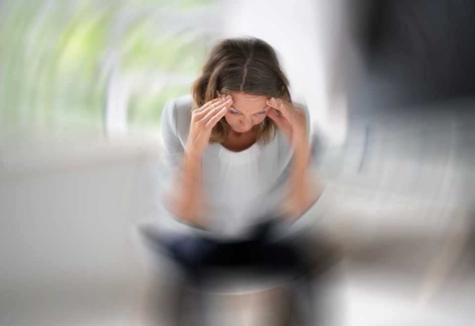 Dizziness and vertigo symptoms after a brain injury
